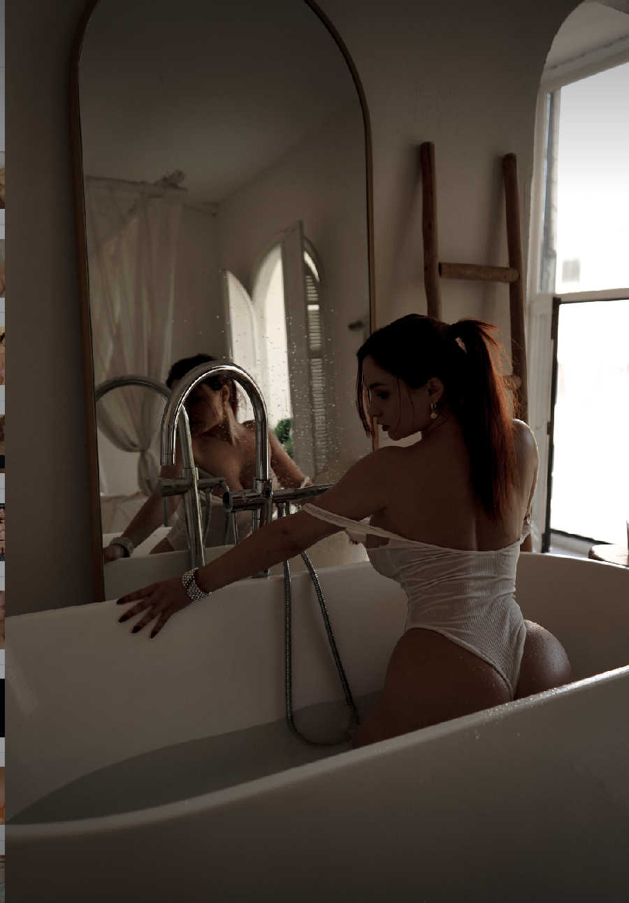 A playful frame from Miranda Faith nude — online in Cixi