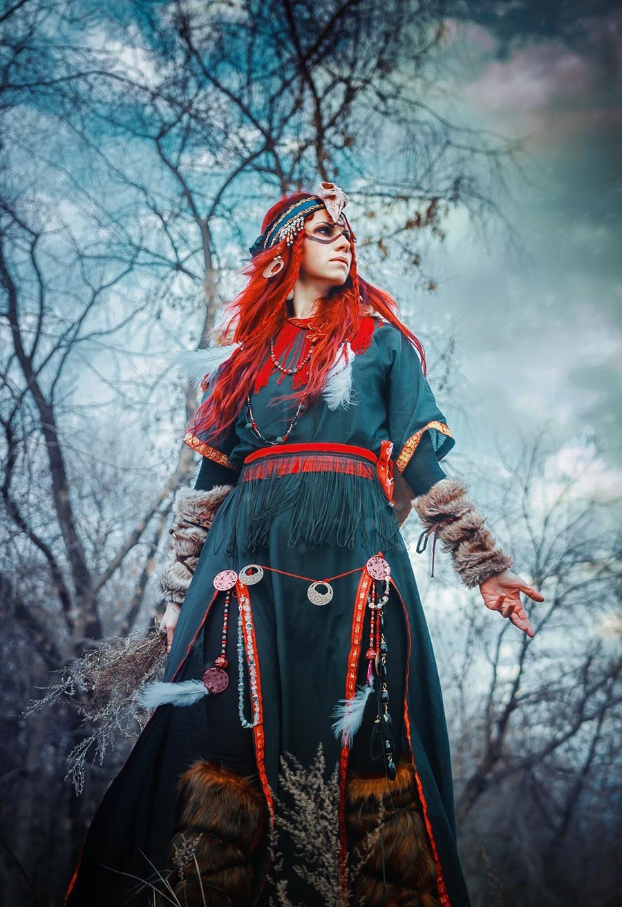 Girls in Slavic costumes underwear in Cixi